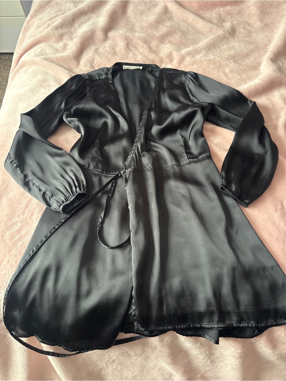 Abercrombie & Fitch Black Satin Wrap Robe with Tie